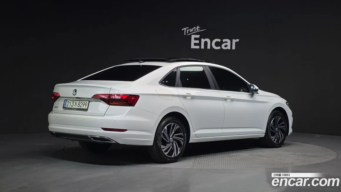 Volkswagen Jetta 2021 из KR, фото 3