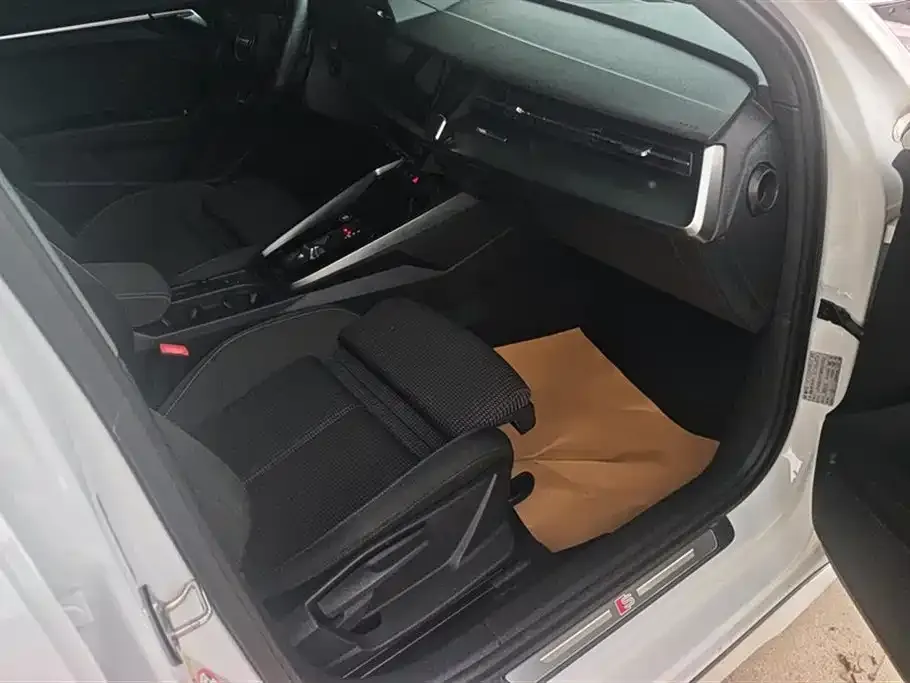 Audi A3 2021 из CN, фото 2
