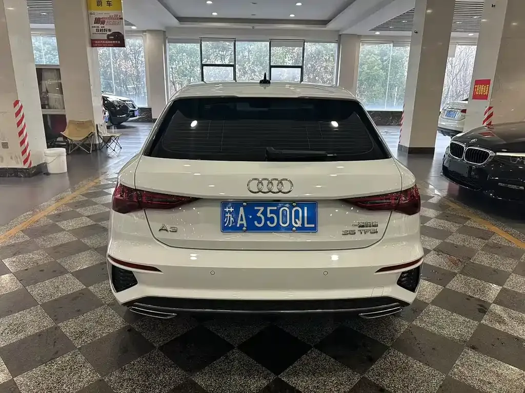 Audi A3 2023 из CN, фото 7