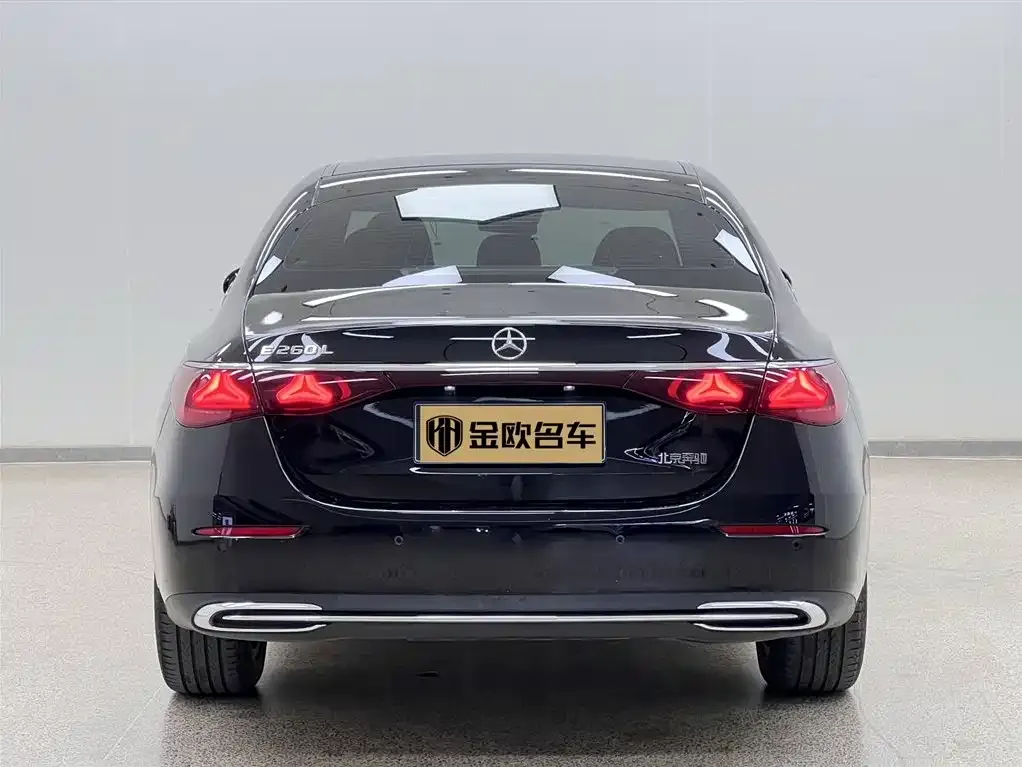 Mercedes-Benz E-Class 2025 из CN, фото 8
