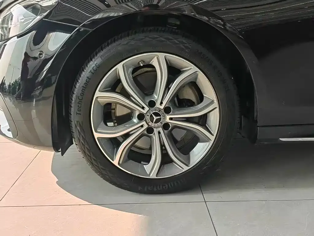 Mercedes-Benz E-Class 2022 из CN, фото 3