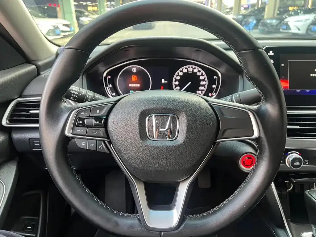 Honda Accord — фото 9
