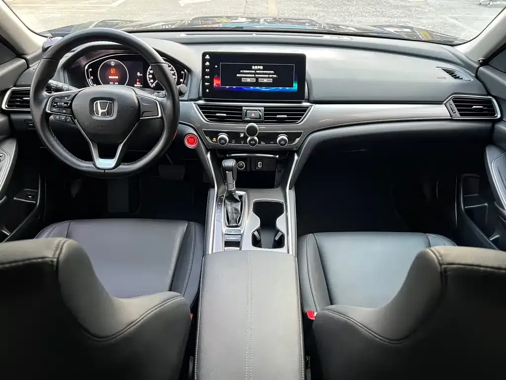 Honda Accord — фото 6