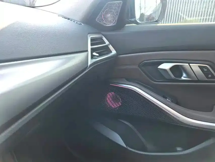 BMW i3 2025 из CN, фото 2