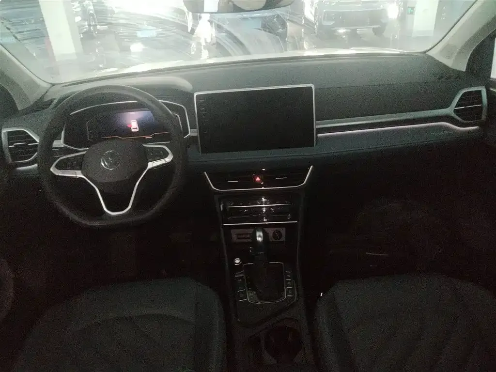 Volkswagen Tharu 2024 из CN, фото 10