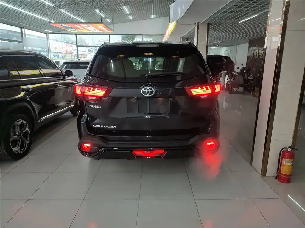 Toyota Highlander 2021 из CN, фото 10
