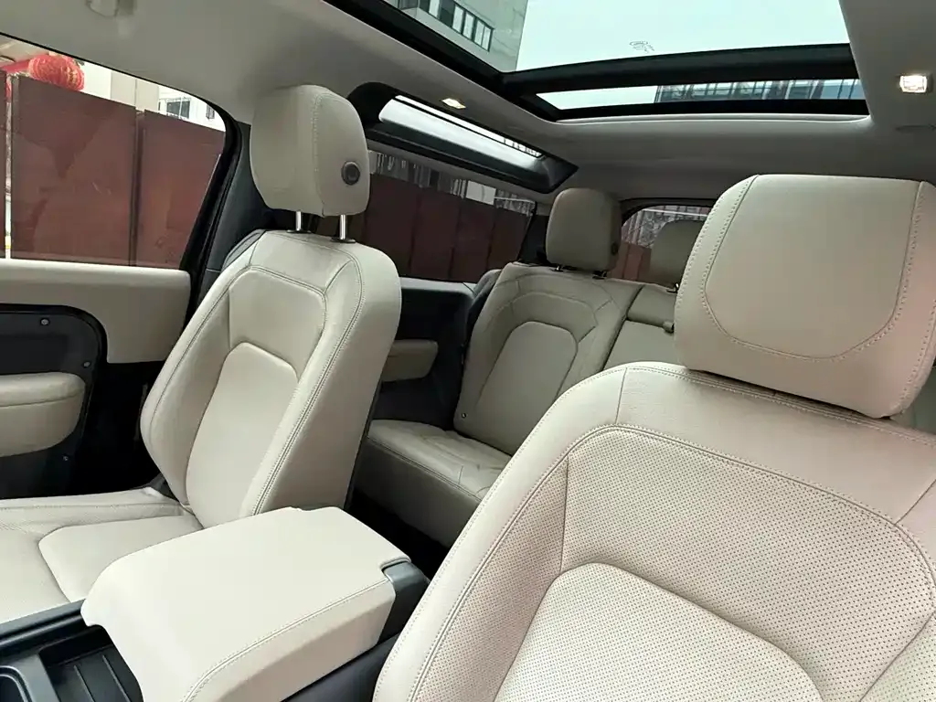 Land Rover Defender 2024 из CN, фото 3
