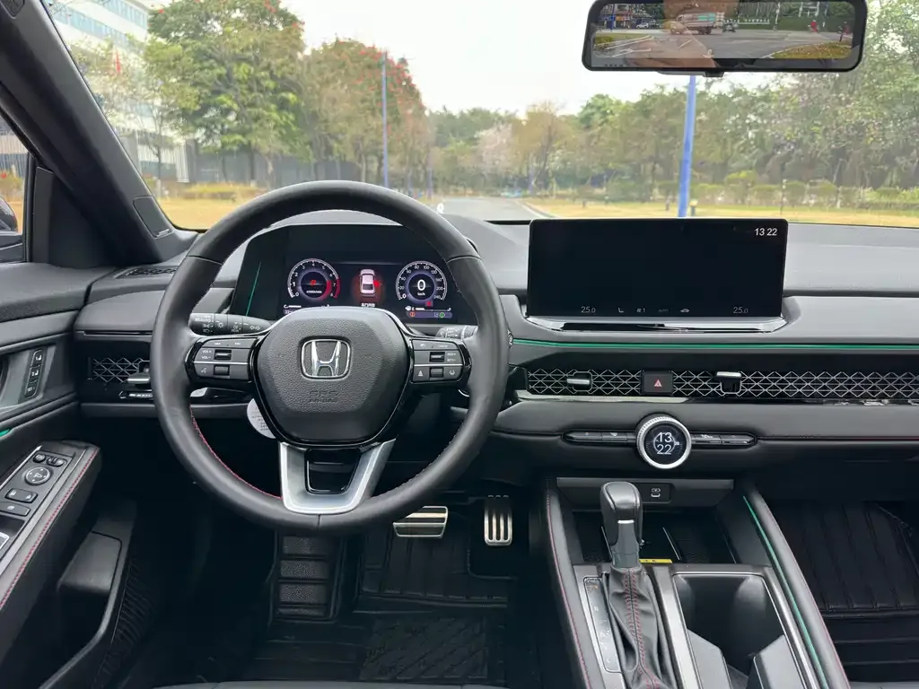 Honda Accord 2023 из CN, фото 4