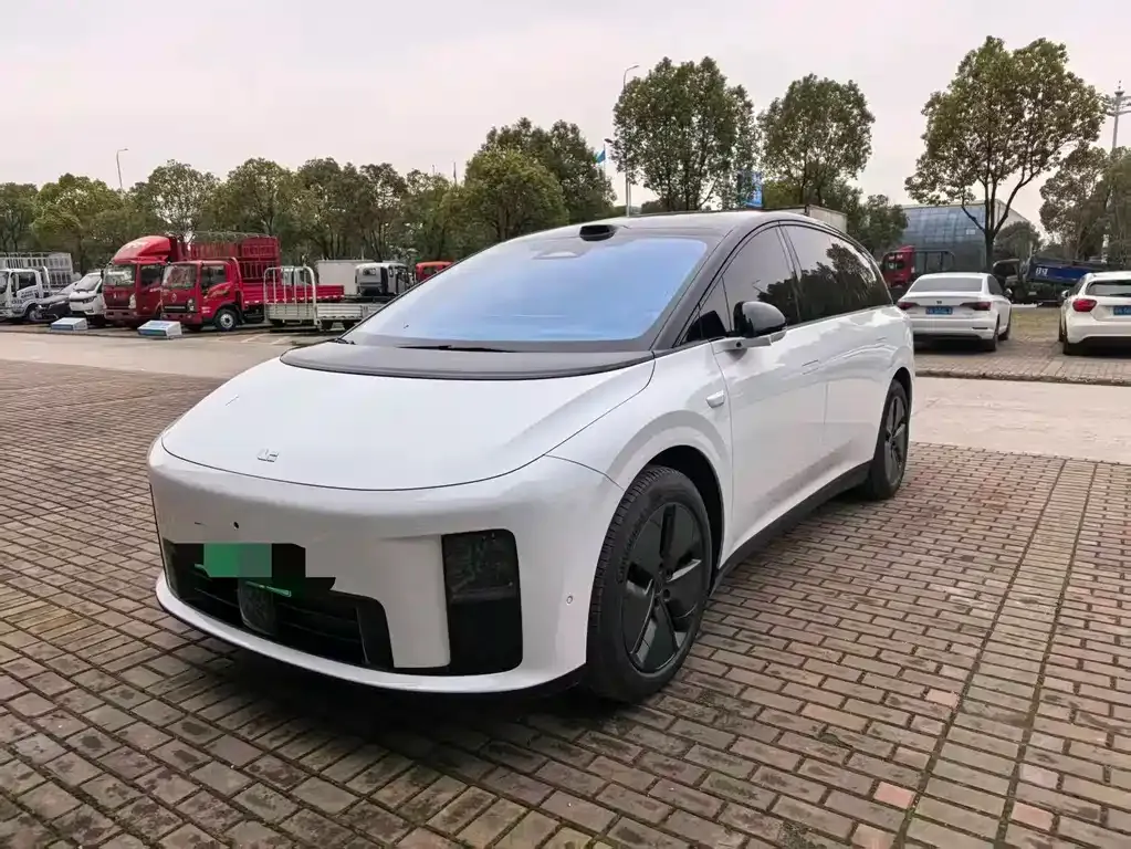 Li Auto i8 2025 из CN, фото 1