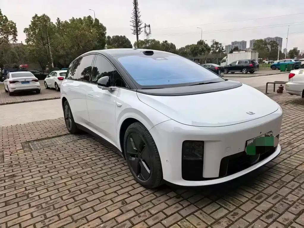 Li Auto i8 2025 из CN, фото 6