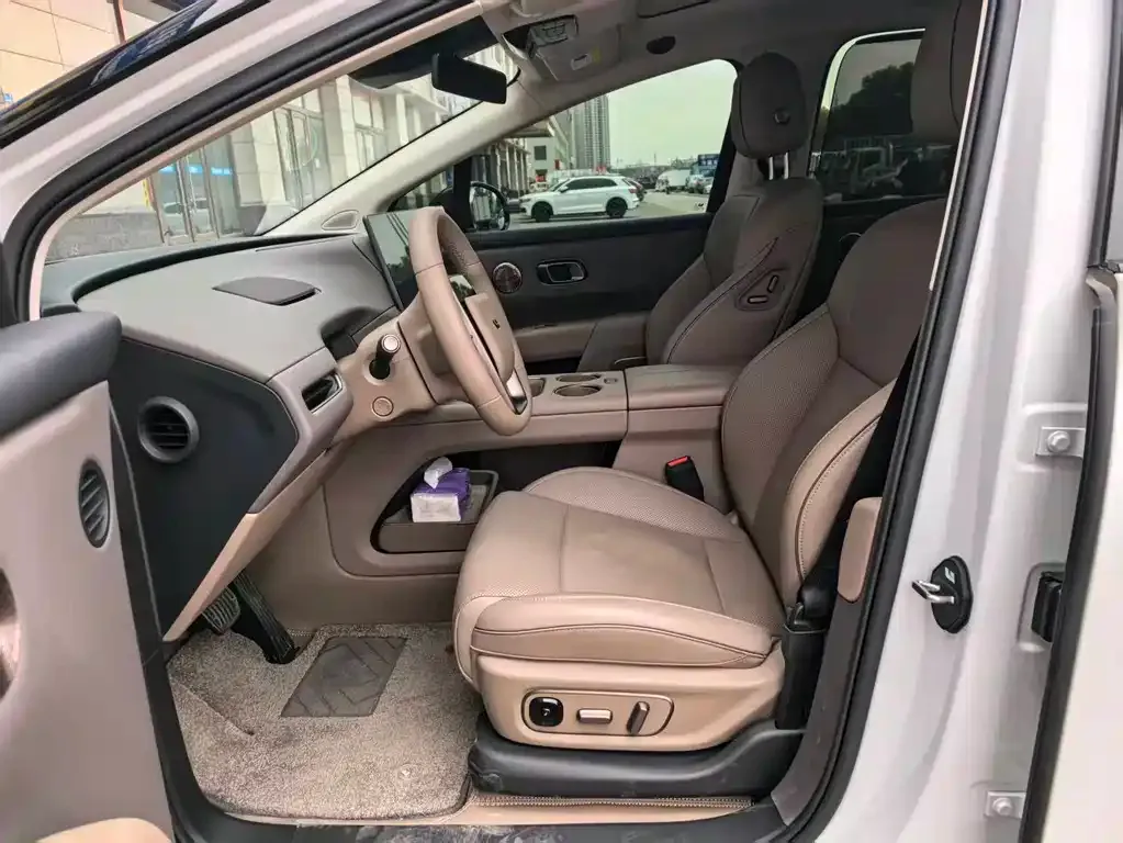 Li Auto i8 2025 из CN, фото 7