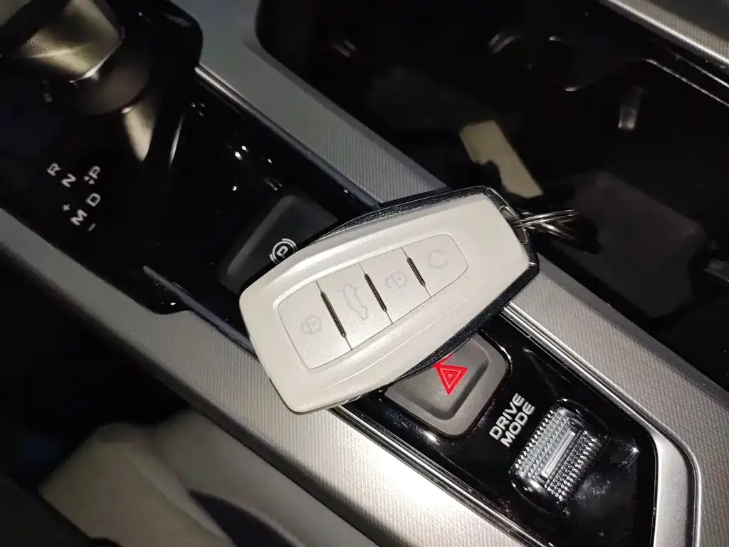 Geely Xingrui 2024 из CN, фото 8