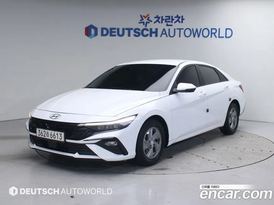 Hyundai AVANTE — фото 1