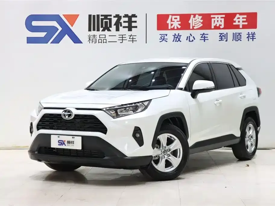 Toyota RAV4 2024 из CN, фото 1