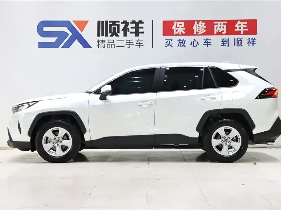 Toyota RAV4 2024 из CN, фото 3