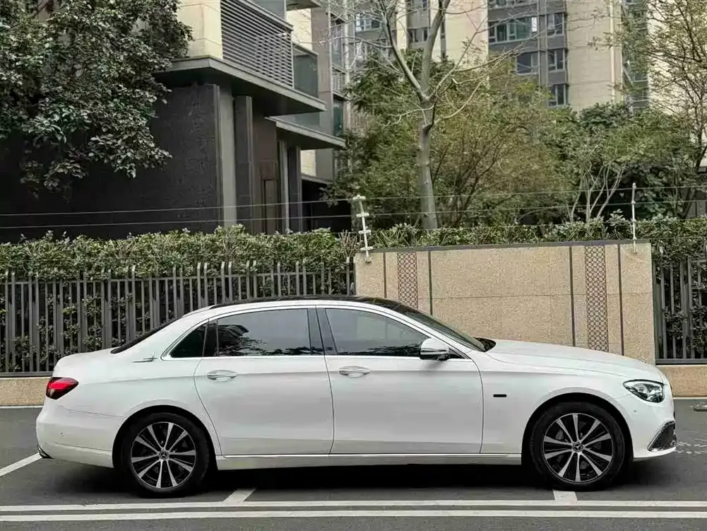 Mercedes-Benz E-Class New Energy — фото 9