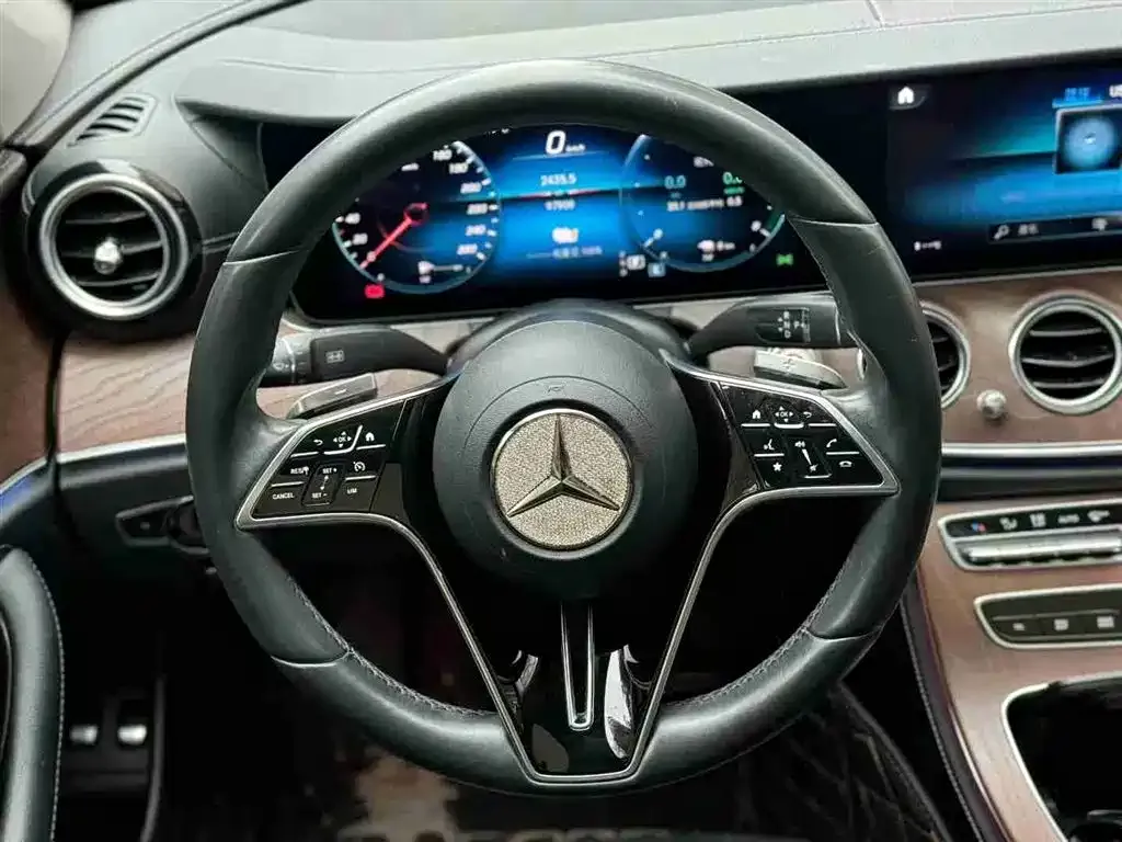 Mercedes-Benz E-Class New Energy — фото 2