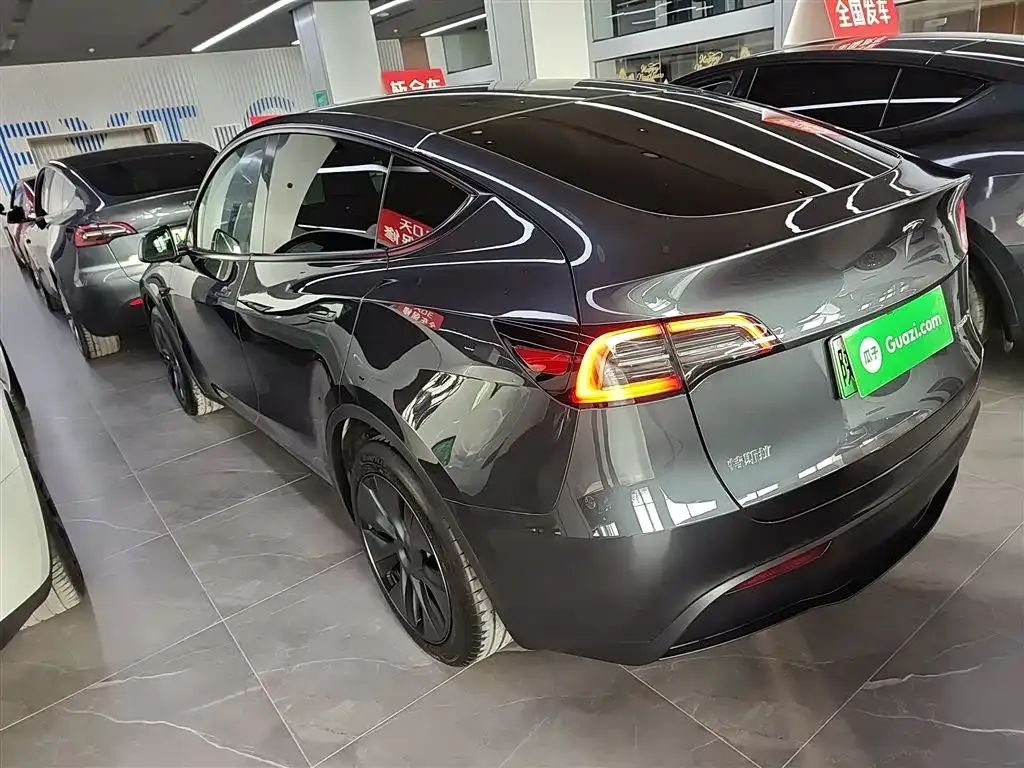 Tesla Model Y 2024 из CN, фото 8