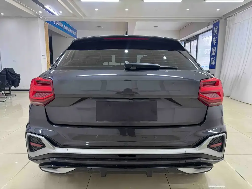 Audi Q2L 2022 из CN, фото 2