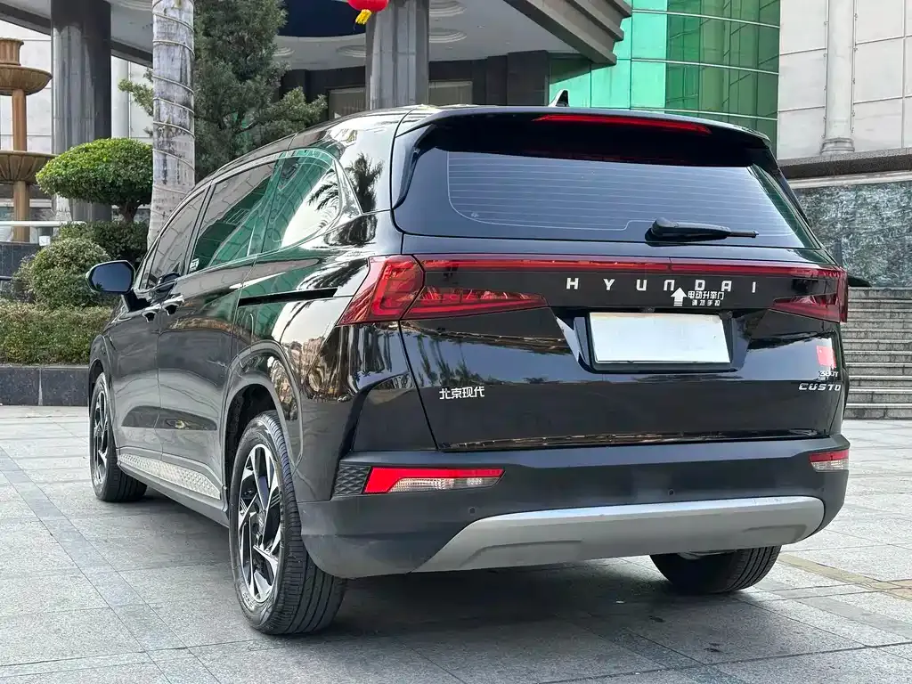 Hyundai Custo — фото 5