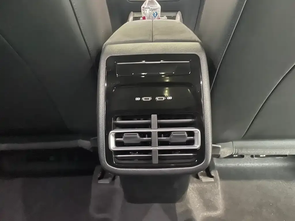 Volkswagen Tiguan L 2024 из CN, фото 6