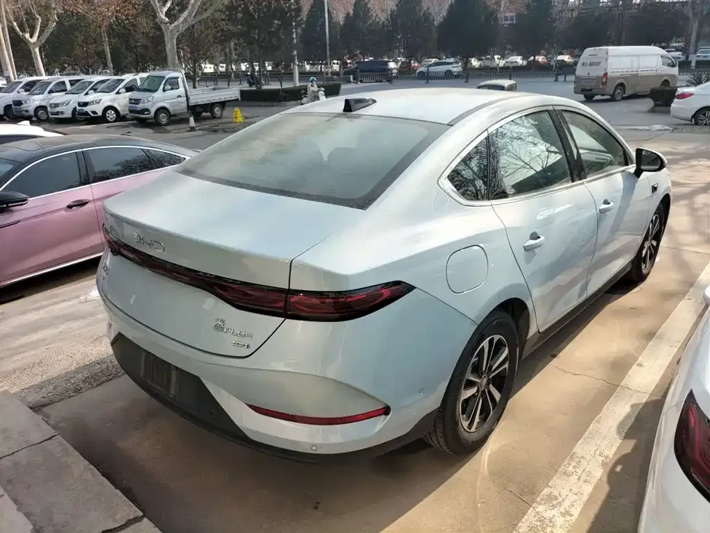 BYD Qin PLUS — фото 5