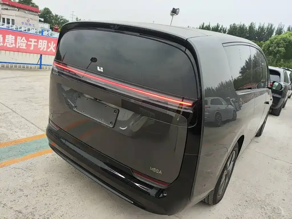 Li Auto MEGA 2024 из CN, фото 3