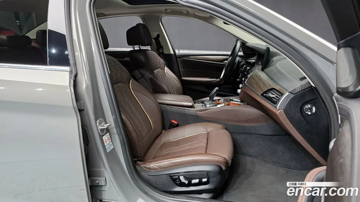 BMW 5-Series 2021 из KR, фото 8