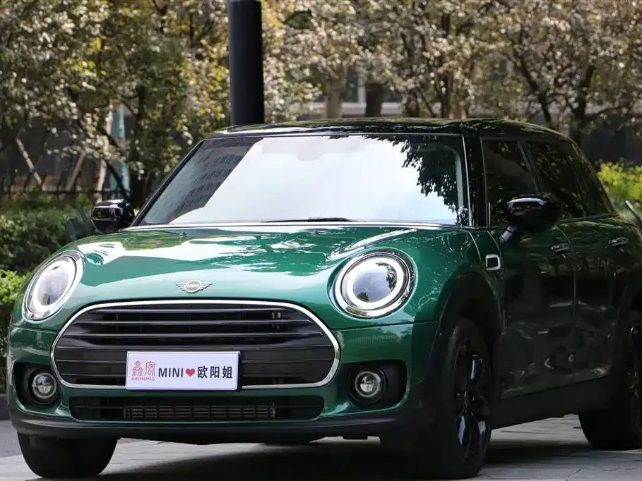 MINI Clubman — фото 1