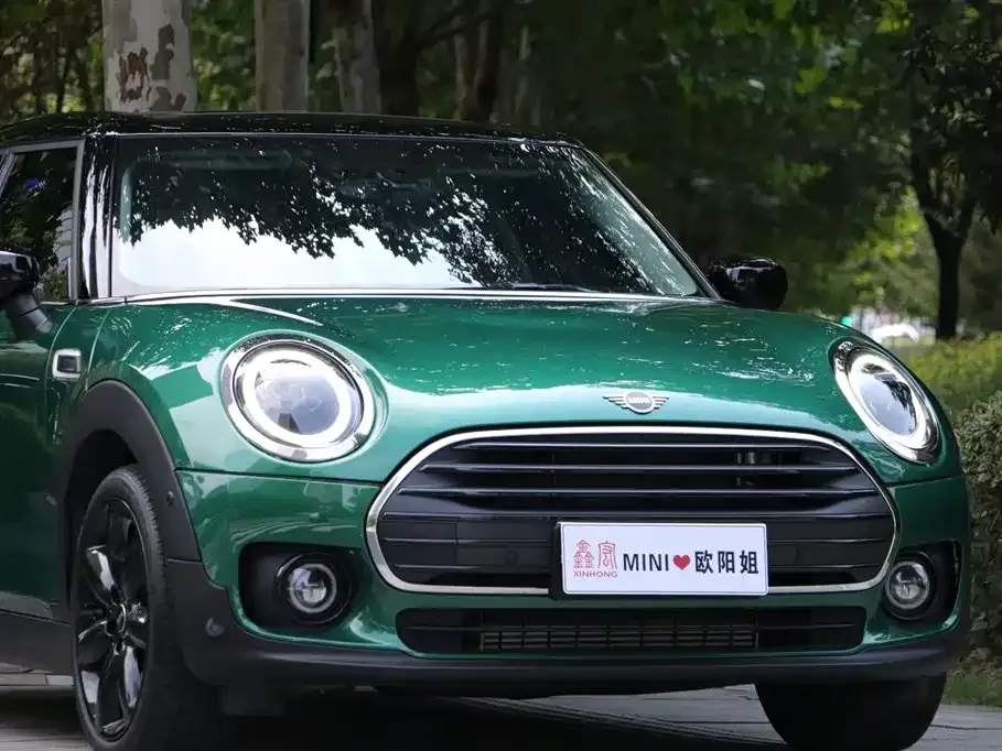 MINI Clubman — фото 2