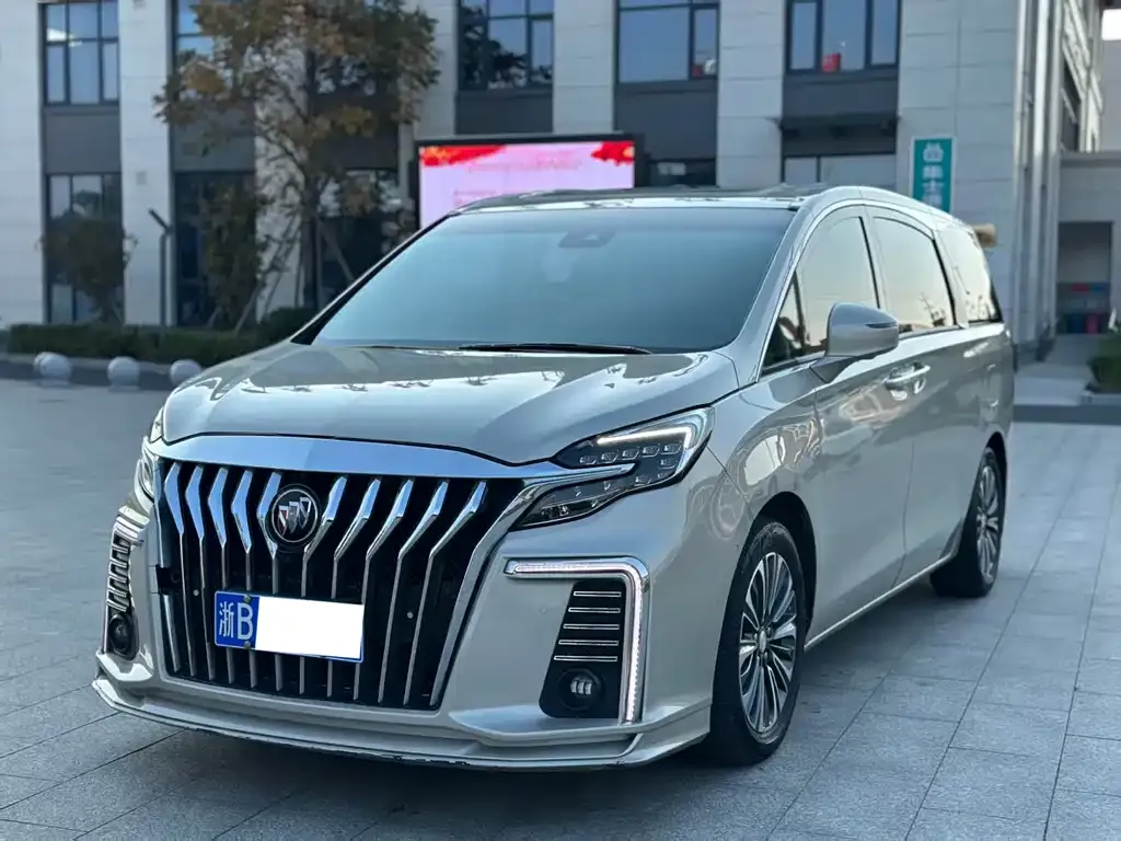 Buick GL8 2021 из CN, фото 1