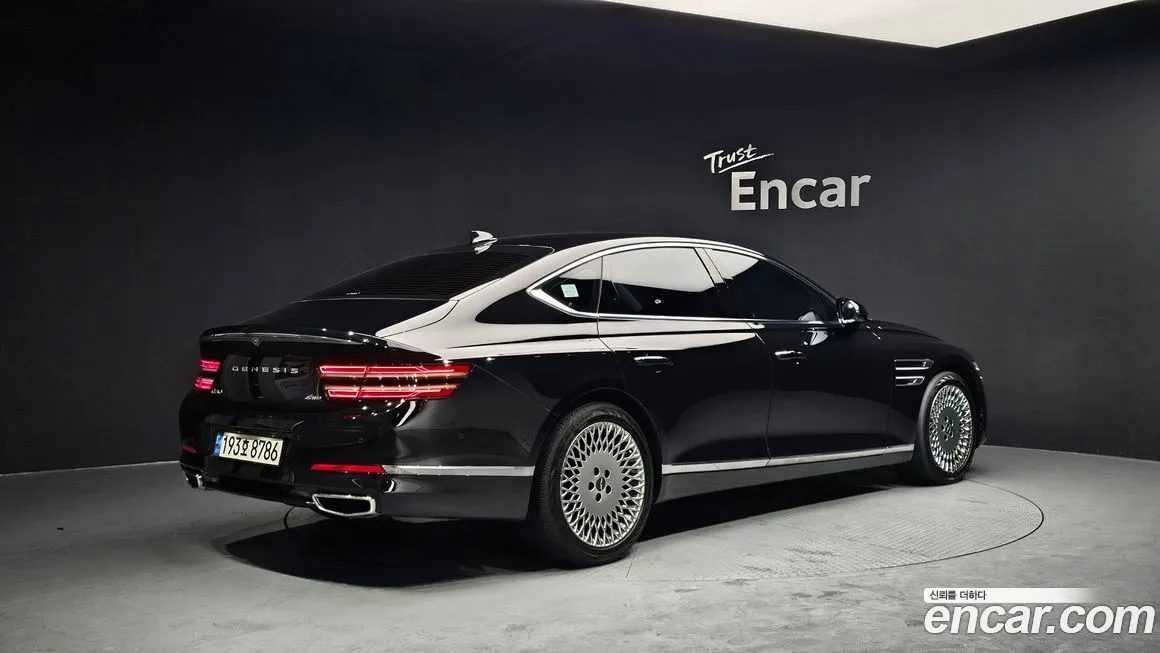 Genesis G80 — фото 10
