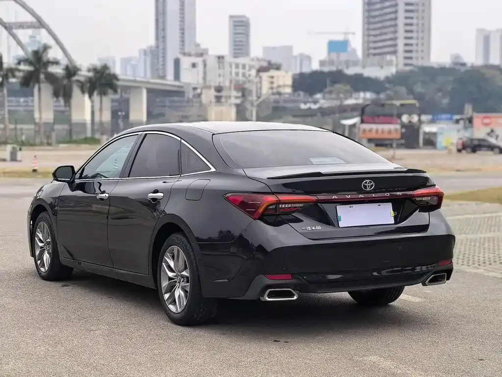 Toyota Avalon 2022 из CN, фото 7