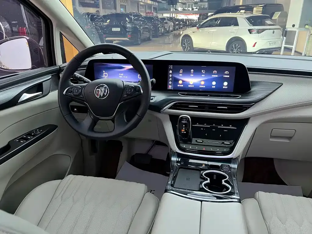 Buick GL8 2024 из CN, фото 2