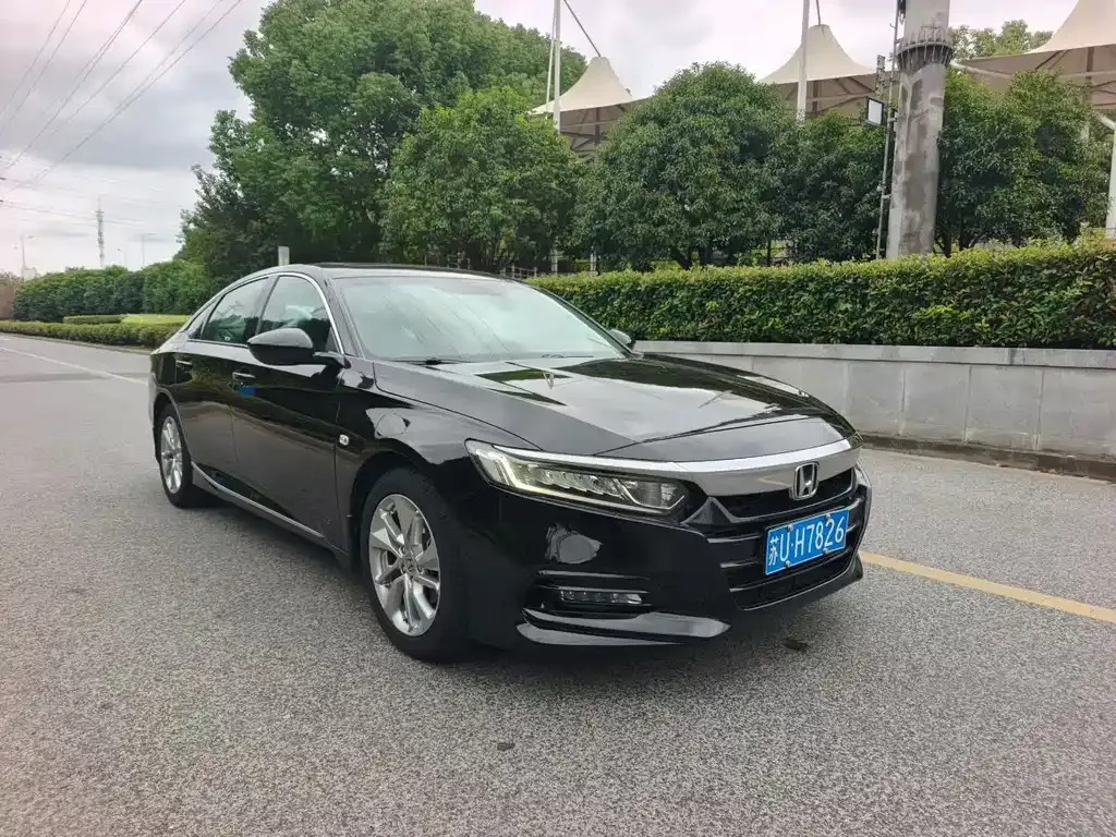 Honda Accord — фото 5