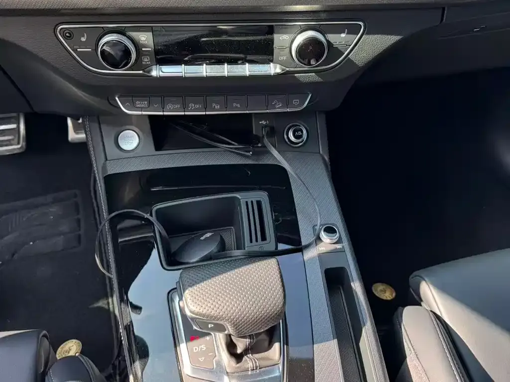 Audi Q5L 2024 из CN, фото 7