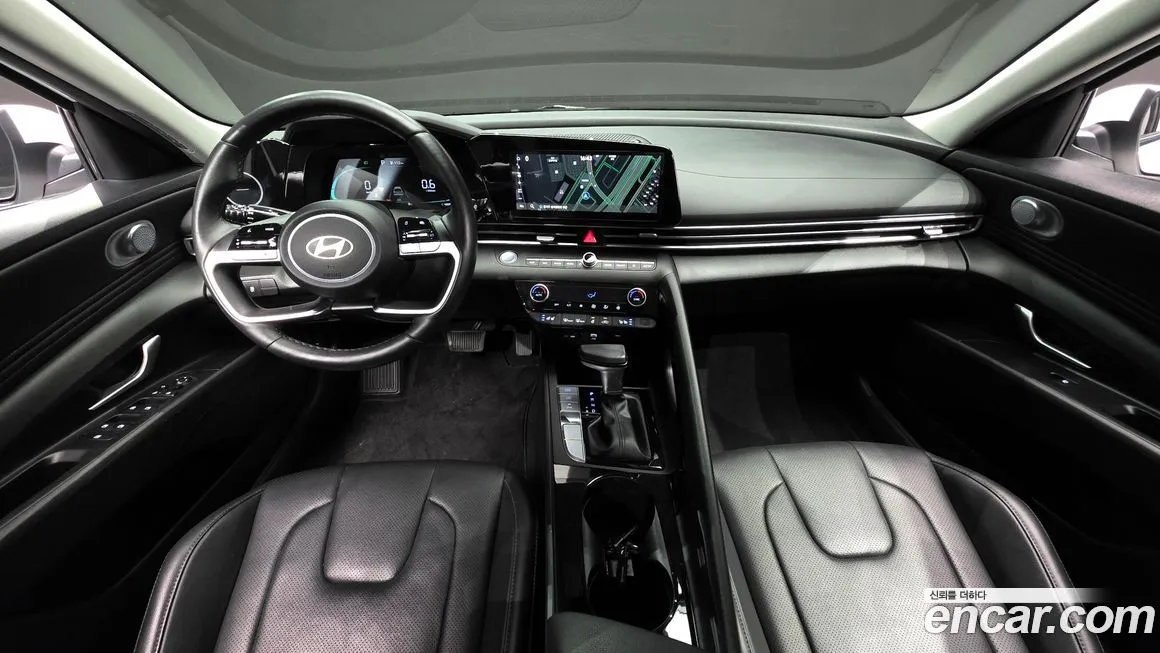 Hyundai AVANTE — фото 4
