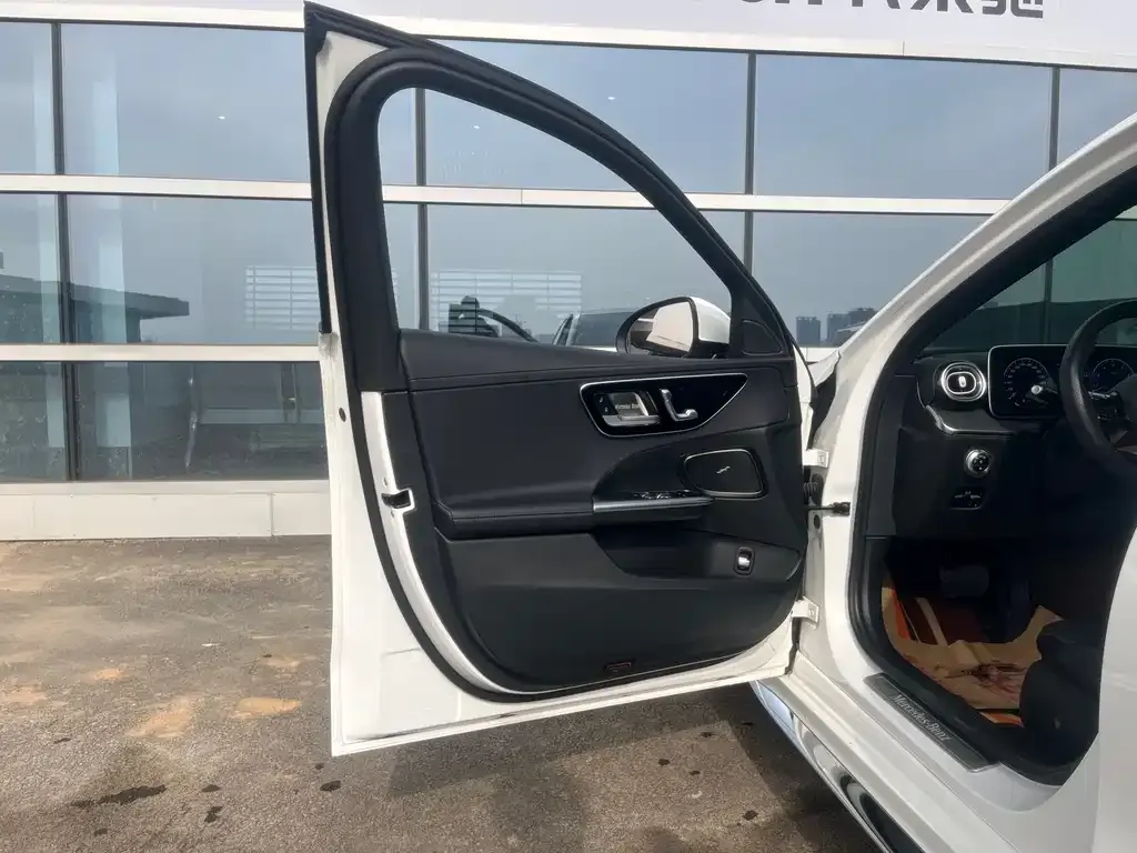 Mercedes-Benz C-Class 2022 из CN, фото 8