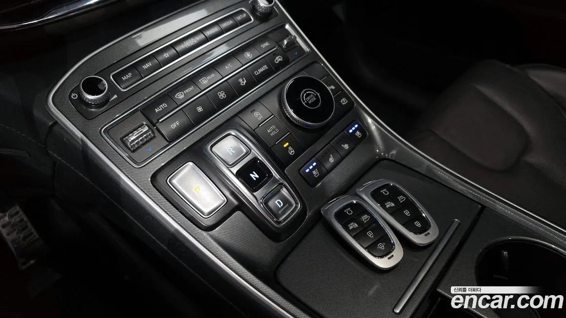 Hyundai Santafe 2023 из KR, фото 7
