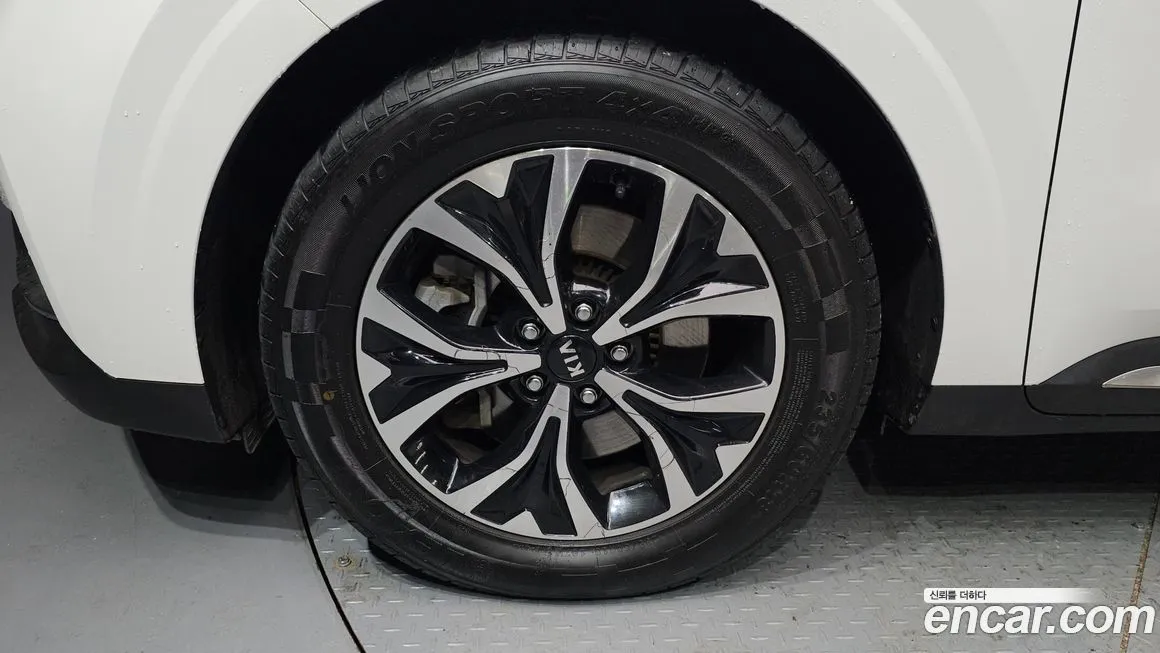 Kia Carnival 2023 из KR, фото 6