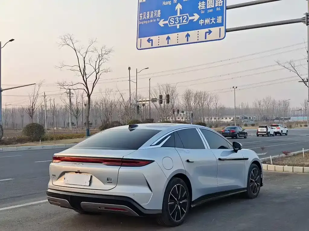 BYD Han L 2025 из CN, фото 5