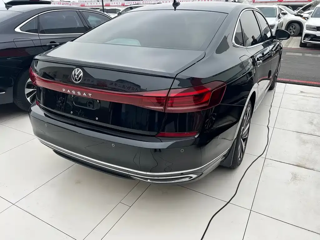 Volkswagen Passat 2022 из CN, фото 4