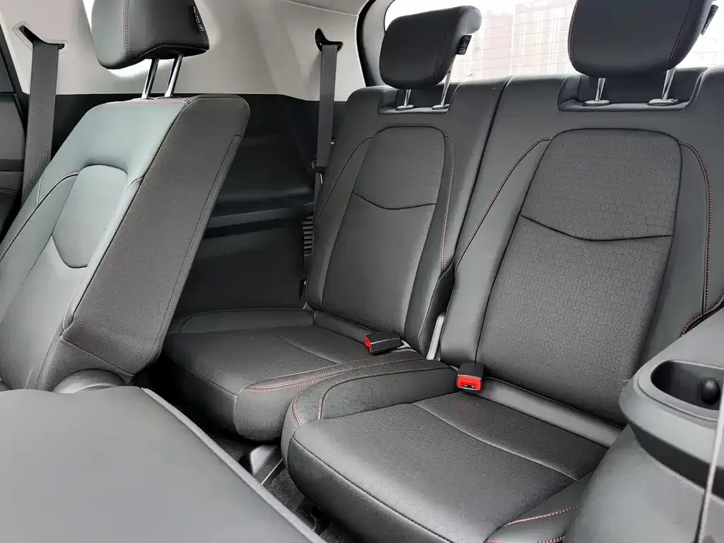 Chevrolet Volando 2023 из CN, фото 8