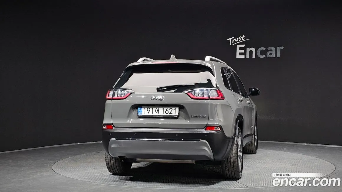 Jeep Cherokee 2021 из KR, фото 4