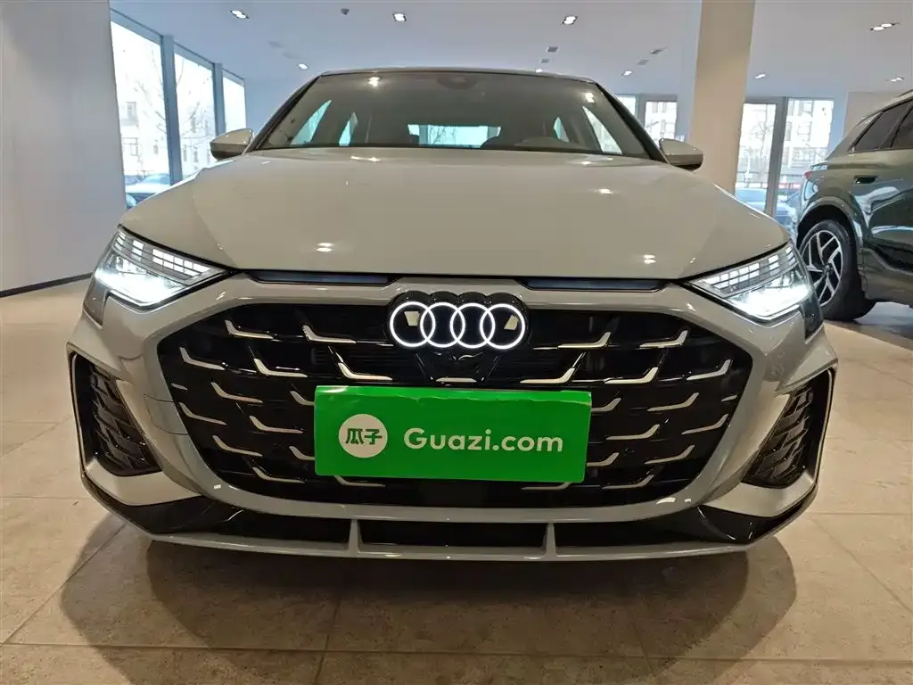 Audi A3 2024 из CN, фото 10