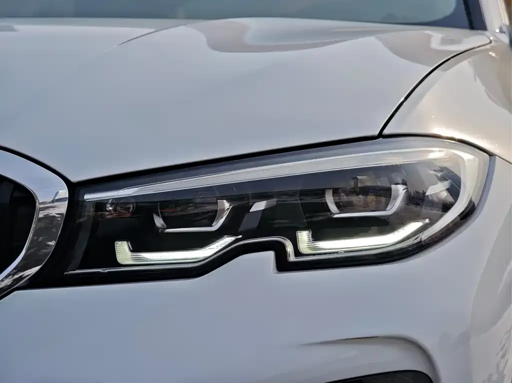 BMW 3 Series 2021 из CN, фото 4