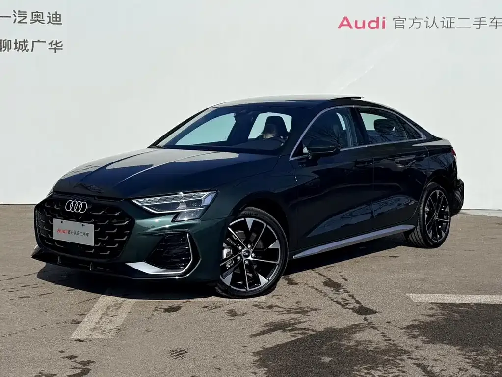 Audi A3 — фото 1