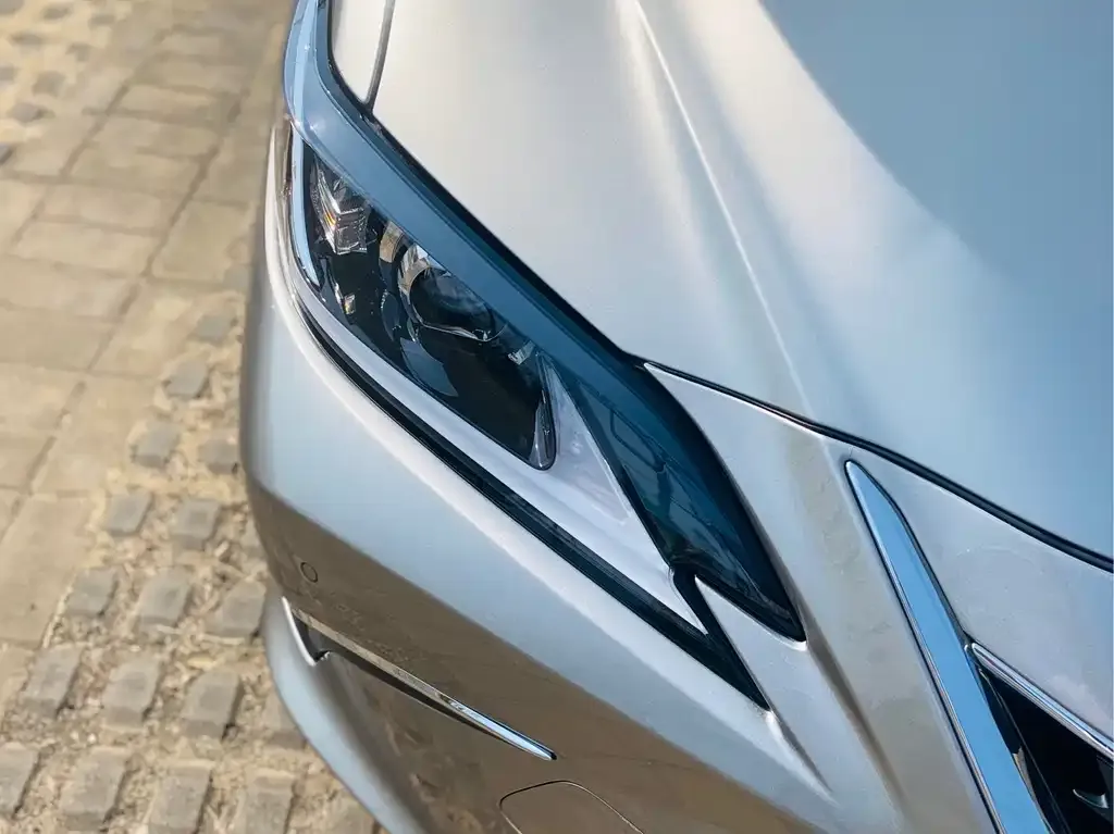 Lexus ES — фото 2