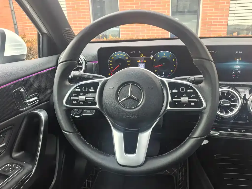 Mercedes-Benz A-Class (Import) — фото 5