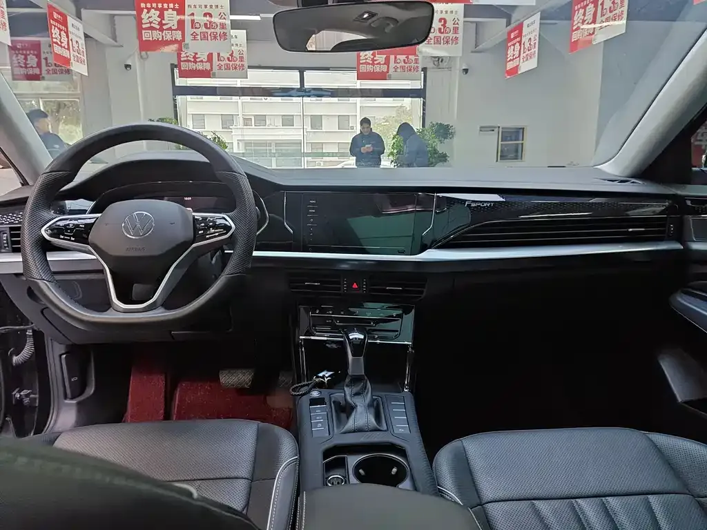 Volkswagen Passat — фото 4